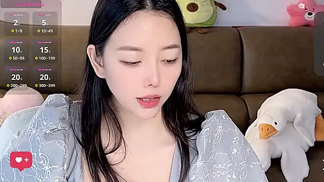 Yilin1999 online show from September 23, 8:39 am