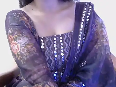 Snapshot of diva-22 chatting on February 11, 4:13 pm diva-22 online show from February 11, 4:13 pm