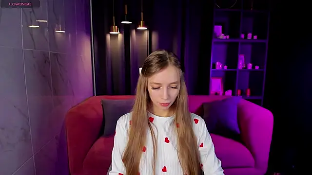 OliviaGentle online show from December 3, 3:55 pm