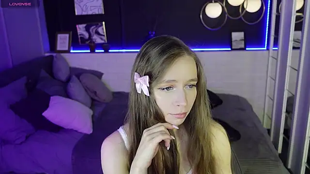 OliviaGentle online show from February 19, 10:42 pm