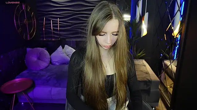 OliviaGentle online show from February 21, 10:59 pm