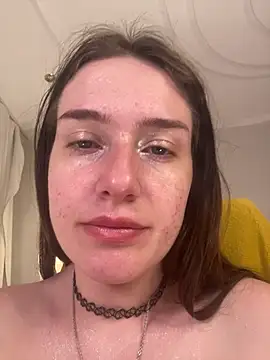 LisaElfy online show from February 22, 7:01 am