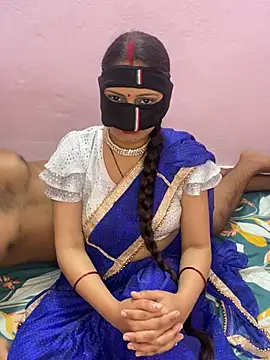 Snapshot of mickey_love chatting on February 27, 7:01 am mickey love online show from February 27, 7:01 am