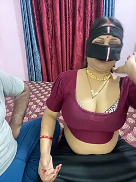 Snapshot of mickey_love chatting on February 5, 5:23 am mickey love online show from February 5, 5:23 am