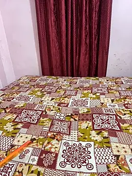 Snapshot of mickey_love chatting on March 8, 5:00 am mickey love online show from March 8, 5:00 am