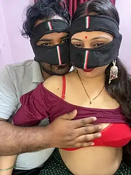 Snapshot of mickey_love chatting on March 28, 4:23 am mickey love online show from March 28, 4:23 am