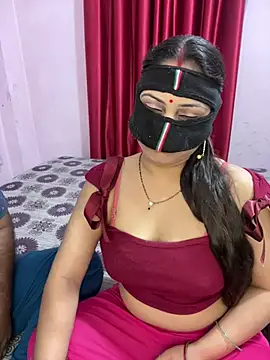 Snapshot of mickey_love chatting on April 10, 4:28 am mickey love online show from April 10, 4:28 am