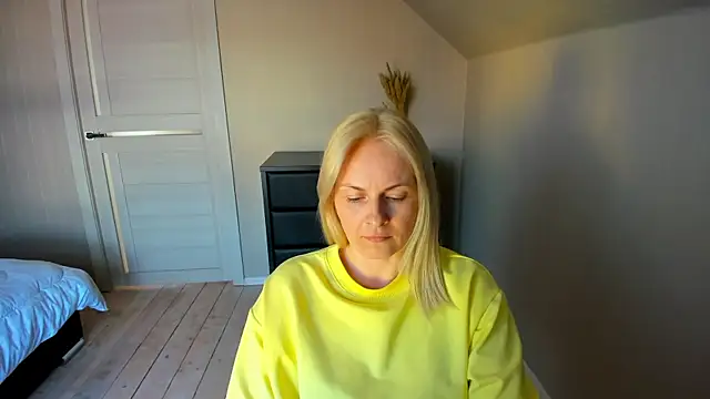 Alicee Gracee online show from March 21, 11:01 am