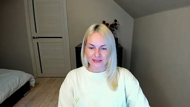 Alicee Gracee online show from September 27, 6:24 pm