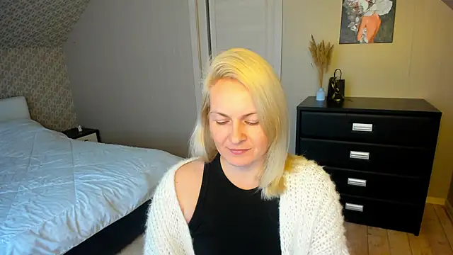 Alicee Gracee online show from November 27, 9:22 am