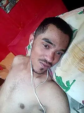 Snapshot of JuggedRegrets chatting on February 17, 9:10 pm JuggedRegrets online show from February 17, 9:10 pm