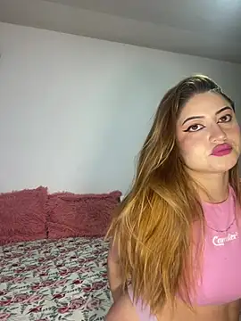Snapshot of cristal-evanns chatting on July 14, 5:29 pm cristal-evanns online show from July 14, 5:29 pm