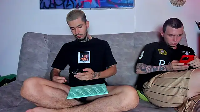 Snapshot of Anthony-Martin chatting on July 17, 4:45 pm Anthony-Martin online show from July 17, 4:45 pm