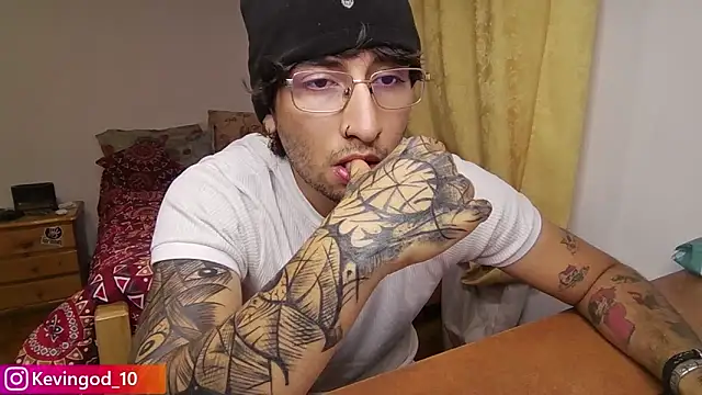 Dereck Dickson online show from September 13, 2:44 am