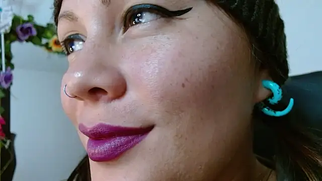 miss evoleth2 online show from March 10, 12:15 am