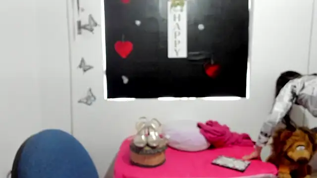 Snapshot of queen-natty chatting on March 13, 2:01 pm queen-natty online show from March 13, 2:01 pm