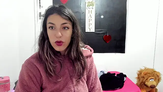 Snapshot of queen-natty chatting on March 14, 1:35 pm queen-natty online show from March 14, 1:35 pm