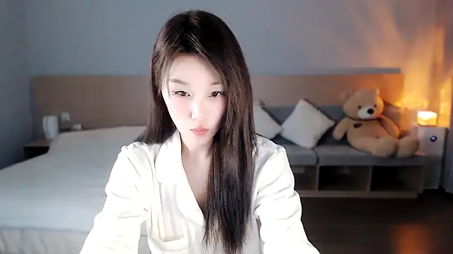 Snapshot of Lucky-baby chatting on February 19, 1:39 pm Lucky-baby online show from February 19, 1:39 pm