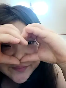 Snapshot of hello098712 chatting on February 16, 6:43 pm hello098712 online show from February 16, 6:43 pm
