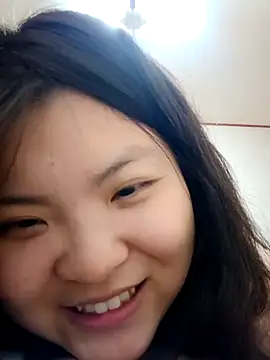 Snapshot of hello098712 chatting on February 16, 9:48 pm hello098712 online show from February 16, 9:48 pm