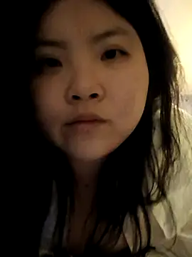 Snapshot of hello098712 chatting on February 22, 1:35 pm hello098712 online show from February 22, 1:35 pm