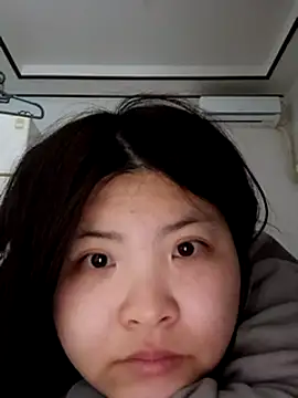 Snapshot of hello098712 chatting on March 9, 7:12 am hello098712 online show from March 9, 7:12 am