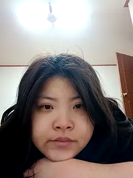 Snapshot of hello098712 chatting on March 13, 9:21 am hello098712 online show from March 13, 9:21 am