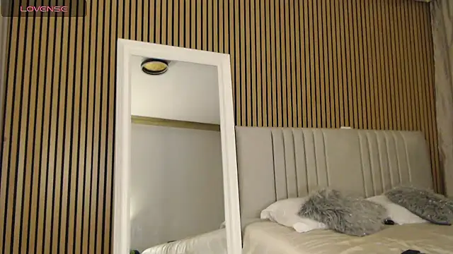 Snapshot of Halie_May chatting on January 13, 6:35 pm Halie May online show from January 13, 6:35 pm