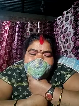 Snapshot of Hot_Falguni chatting on January 31, 1:22 am Hot Falguni online show from January 31, 1:22 am