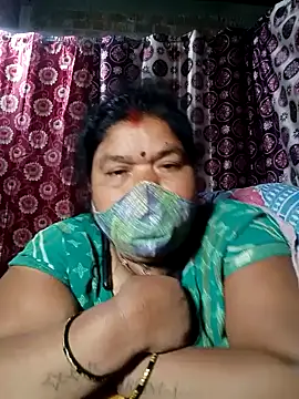 Snapshot of Hot_Falguni chatting on February 3, 2:14 am Hot Falguni online show from February 3, 2:14 am
