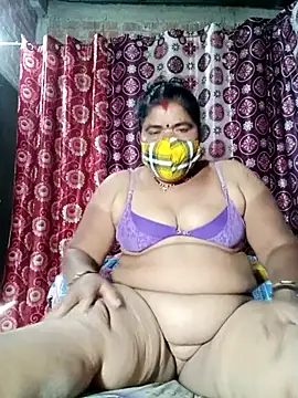 Snapshot of Hot_Falguni chatting on February 10, 8:09 am Hot Falguni online show from February 10, 8:09 am