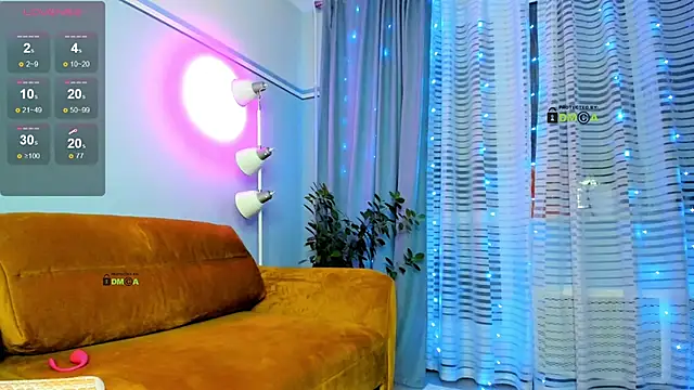 Snapshot of Your_dream_Alice chatting on January 29, 8:04 pm Your dream Alice online show from January 29, 8:04 pm