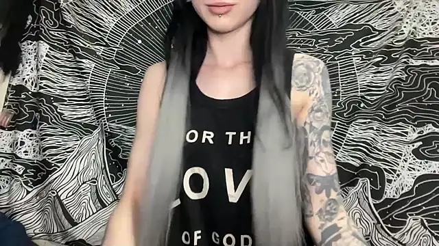 MissMidnightUK online show from February 16, 11:37 pm