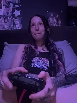 MissMidnightUK online show from June 25, 11:31 pm