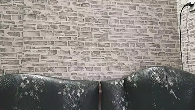 Snapshot of EdithManning chatting on March 11, 6:10 am EdithManning online show from March 11, 6:10 am