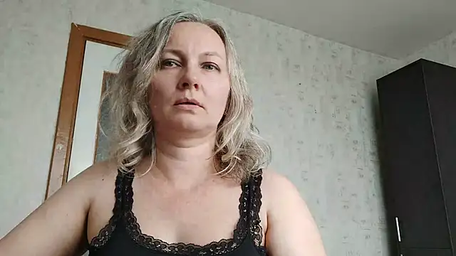 Snapshot of EdithManning chatting on July 20, 11:34 am EdithManning online show from July 20, 11:34 am