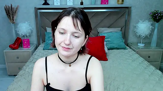 MiaKarlos online show from May 22, 1:35 am