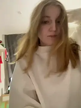 princessaalicc online show from February 4, 9:41 pm