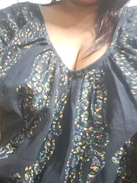 Hot-Anuska online show from April 7, 4:40 pm