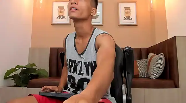 wolf james123 online show from February 6, 3:48 am