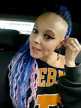 EdgesOfReality online show from October 4, 8:56 am