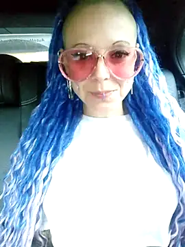 EdgesOfReality online show from October 10, 3:11 pm