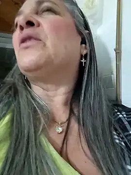 miisevvie  online show from March 15, 8:37 am