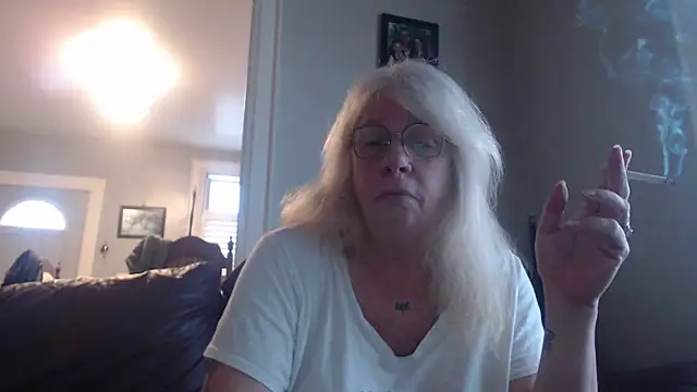 Snapshot of canadiancougar1965 chatting on February 16, 1:05 pm canadiancougar1965 online show from February 16, 1:05 pm