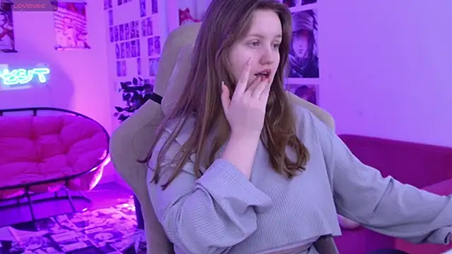 KellyPoter online show from December 21, 9:05 am