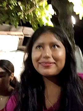 Snapshot of Karol-kamila19 chatting on December 4, 12:08 am Karol-kamila19 online show from December 4, 12:08 am