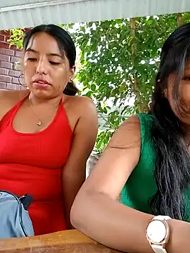 Snapshot of Karol-kamila19 chatting on December 13, 1:22 pm Karol-kamila19 online show from December 13, 1:22 pm