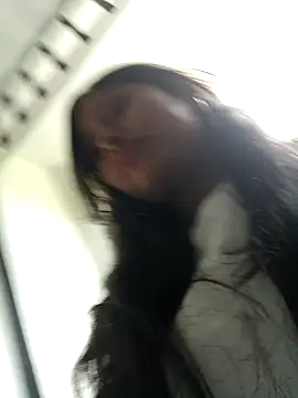 Snapshot of Karol-kamila19 chatting on December 22, 7:21 pm Karol-kamila19 online show from December 22, 7:21 pm