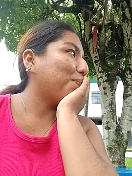 Snapshot of Karol-kamila19 chatting on December 23, 2:39 pm Karol-kamila19 online show from December 23, 2:39 pm