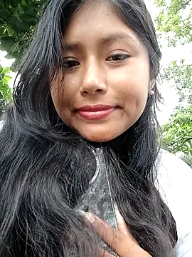 Snapshot of Karol-kamila19 chatting on December 25, 4:11 pm Karol-kamila19 online show from December 25, 4:11 pm